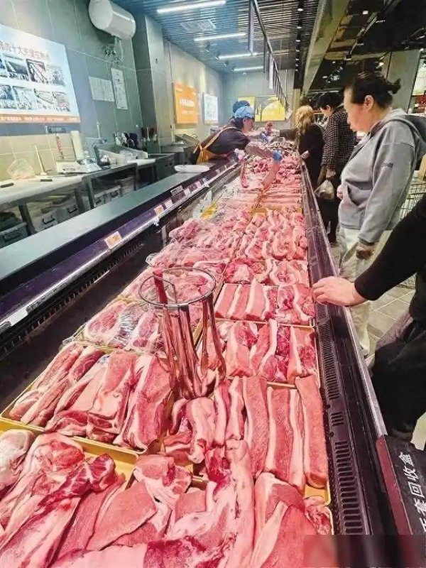 甘肃：猪肉价格走低，牛羊肉行情上行