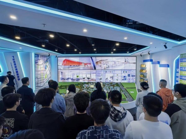 从调研一线到签约一线，校地以党建共建答好“人才卷”