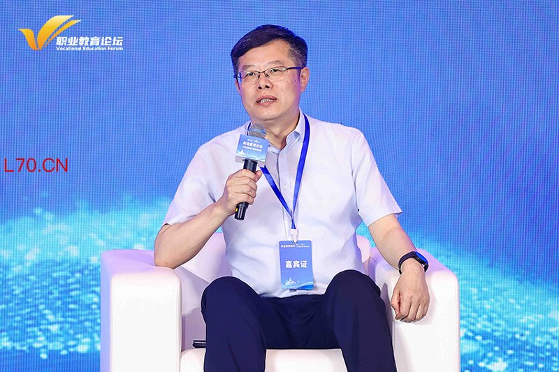 唐山工业职业技术大学党委副书记、校长张建军
