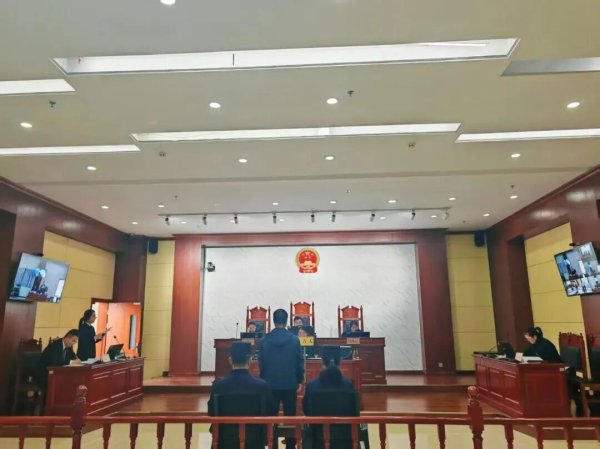耍“小聪明”拖欠抚养费还恶意隐匿财产? 法院这样判→
